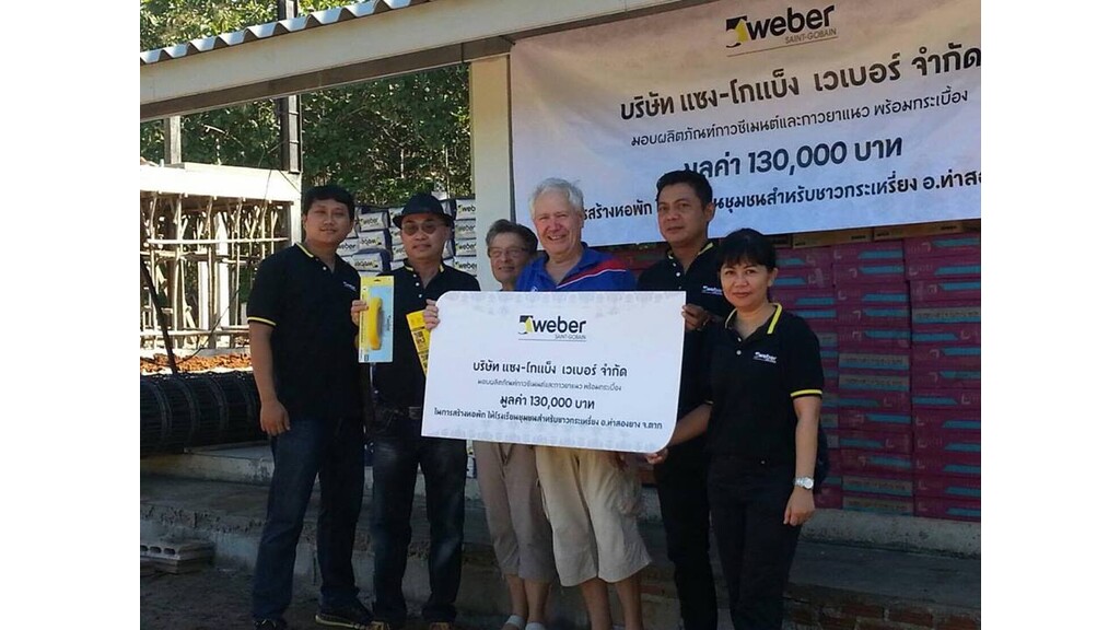 weberdonation.jpg weberdonation.jpg