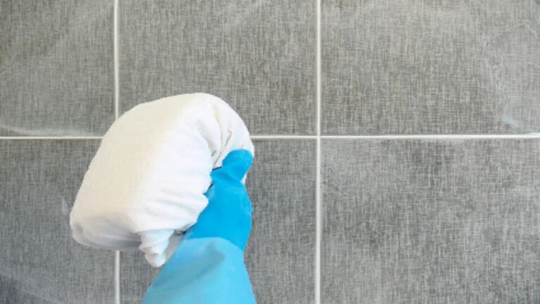 Epoxy grout cleaning